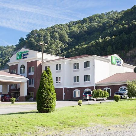 Holiday Inn Express & Suites Logan, An Ihg Hotel Exteriör bild