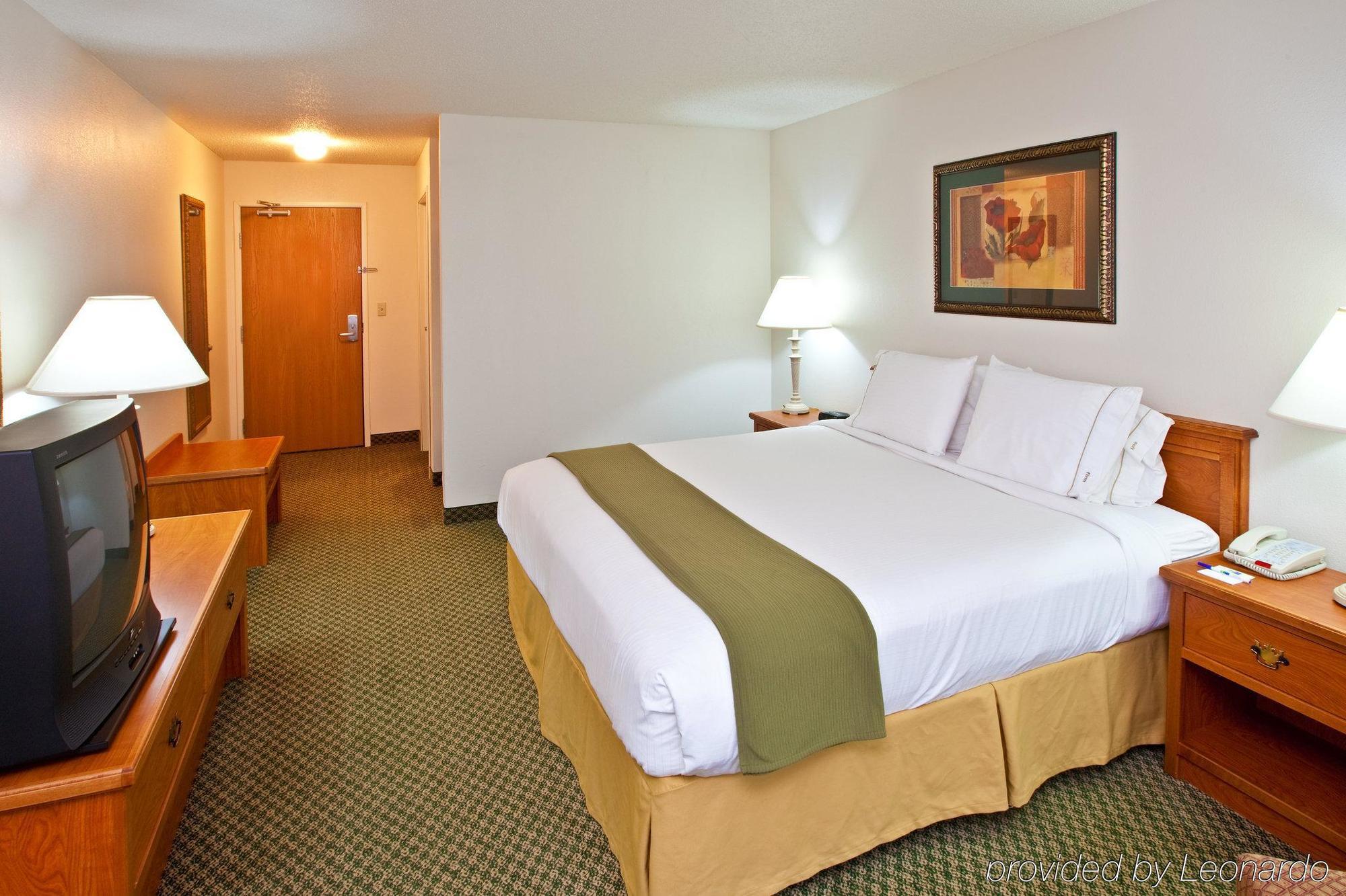 Holiday Inn Express & Suites Logan, An Ihg Hotel Rum bild
